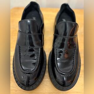 Jeffrey Campbell Black Patent Leather Loafers size 8.5